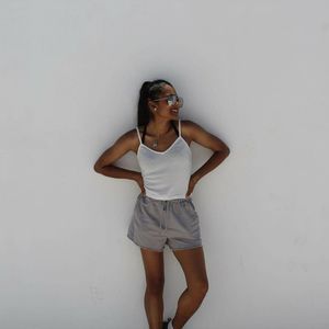 Meet your Posher, Dilini